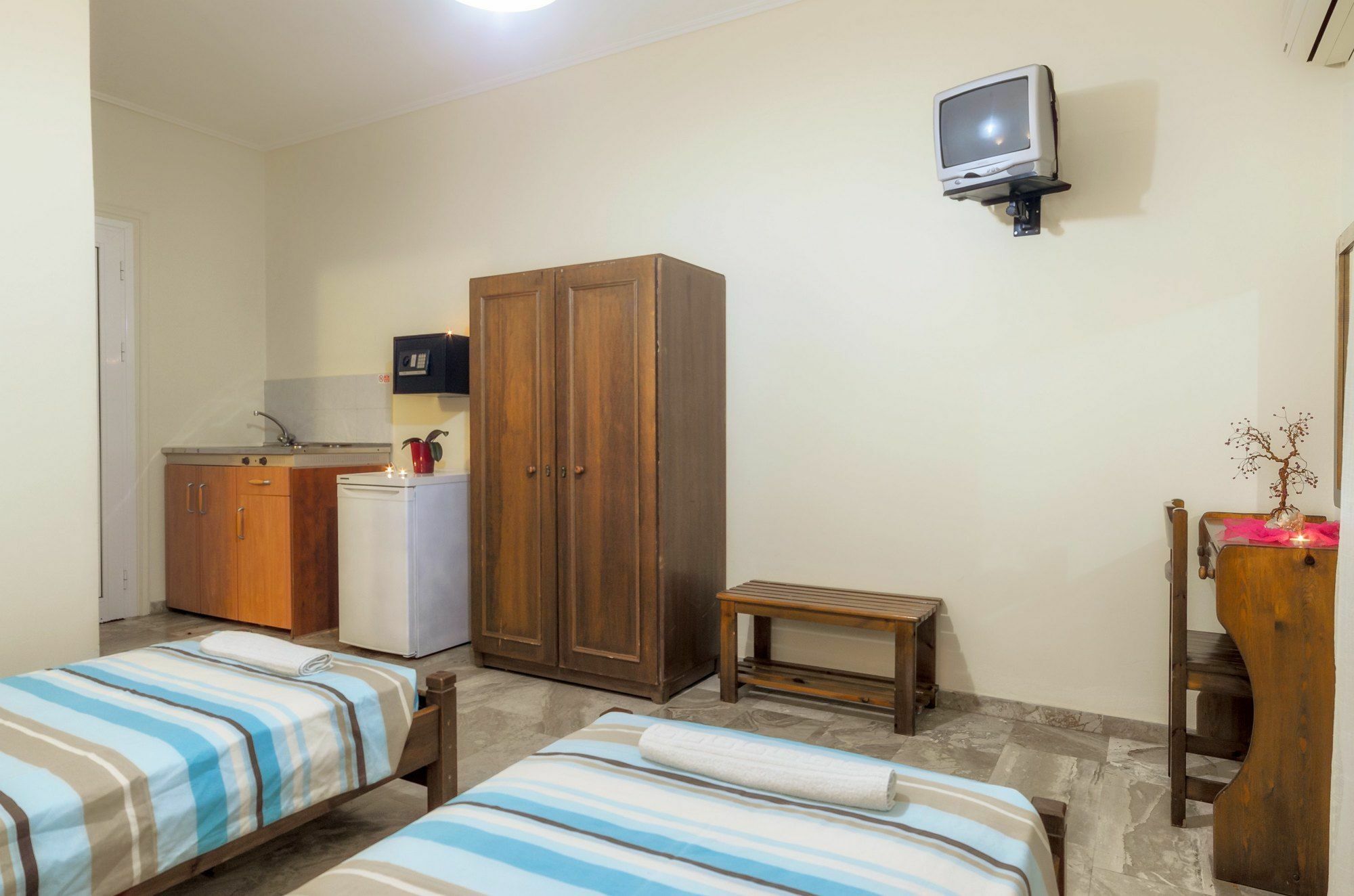 Borsalino Studios & Apartments Laganász Kültér fotó